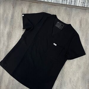 Figs Black V-Neck Short Sleeve Scrub Top